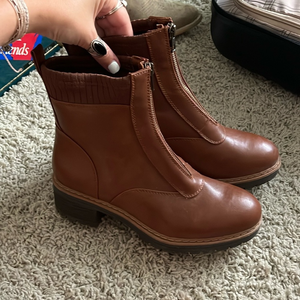 Baretraps Brown Heeled Ankle Boots